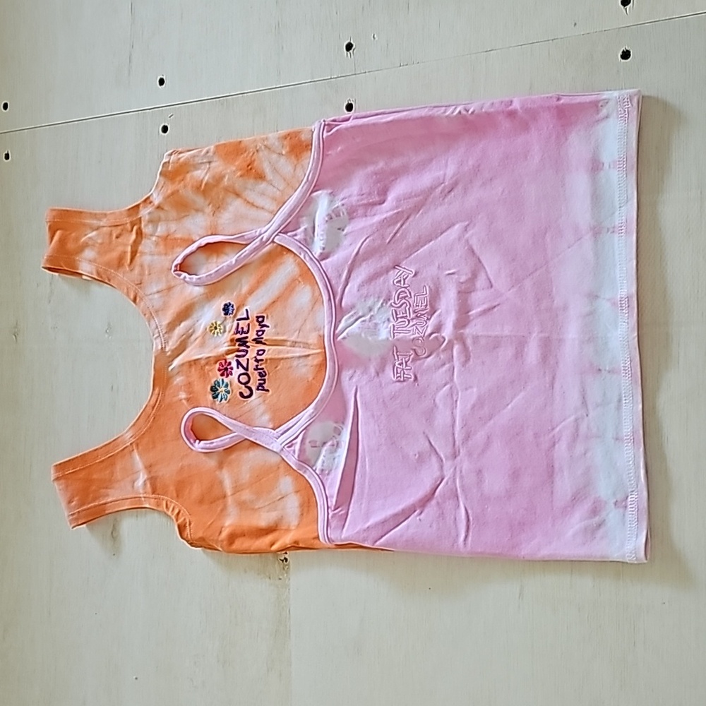Crop tops pink and orange